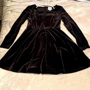 Black small velvet dress